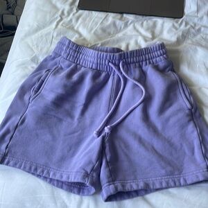 Aritzia Cozy Fleece Boyfriend short